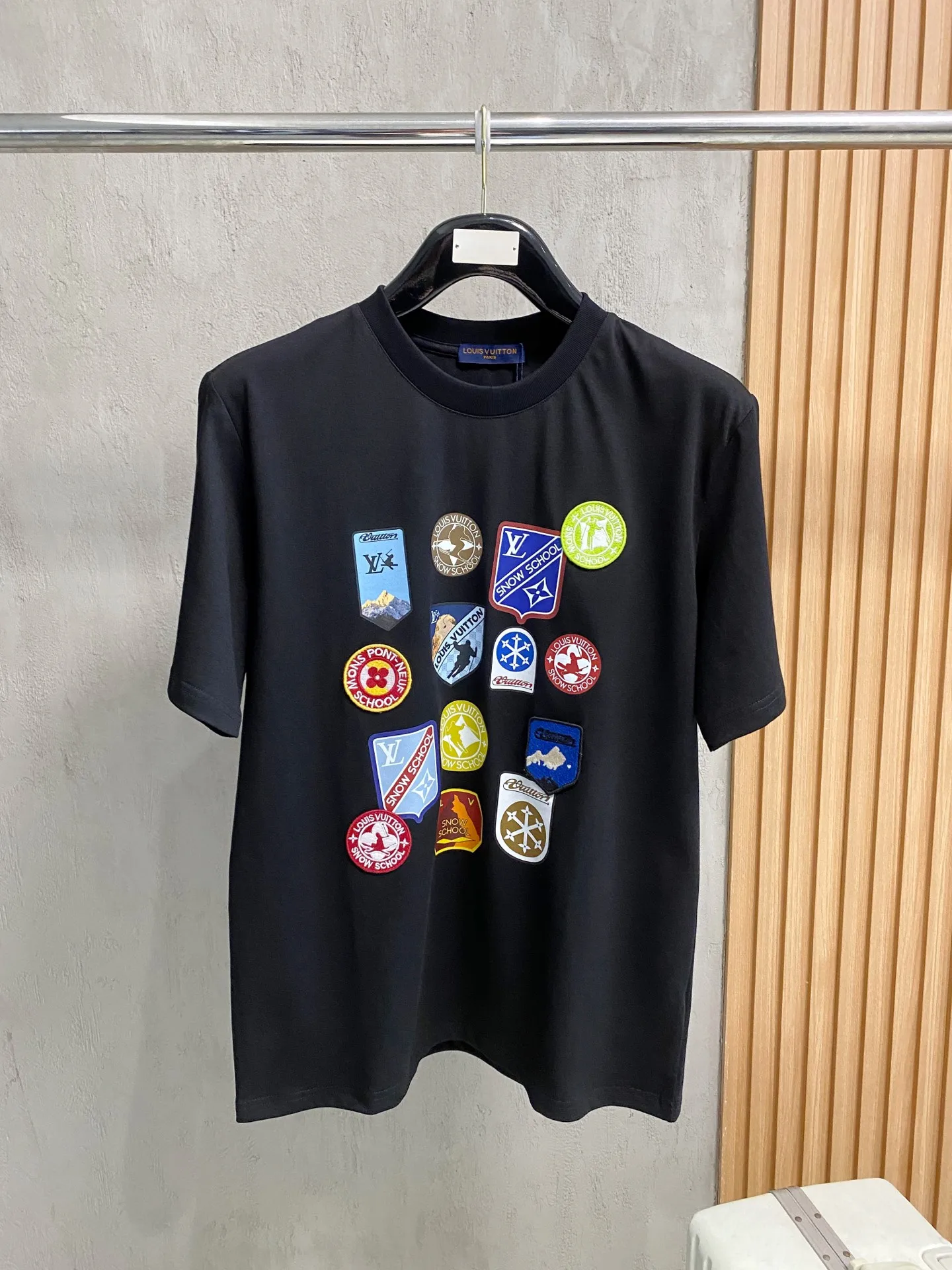 Louis Vuitton Zhangzai Printed Round Neck Short Sleeve T-Shirt Louis Vuitton Zhangzai Printed Round Neck Short Sleeve T-Shirt
