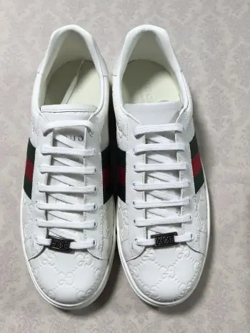 Couple s embroidered canvas white shoes Replica Gucci Mens Casual and Sneakers
