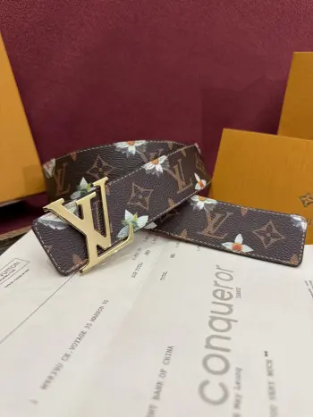 Printed Color-Contrast Floral Reversible Belt Replica Louis Vuitton Mens Belts