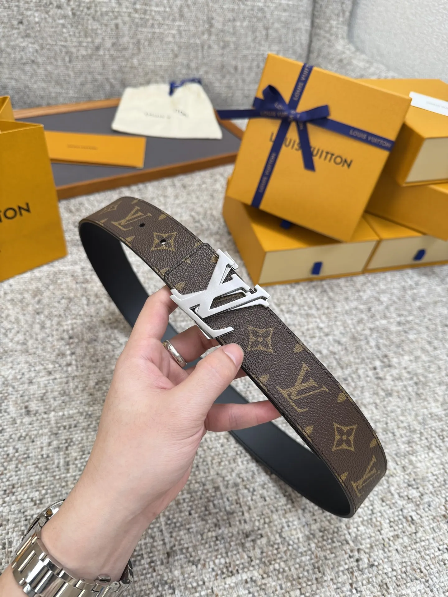 Louis Vuitton Hardware Steel Buckle Belt