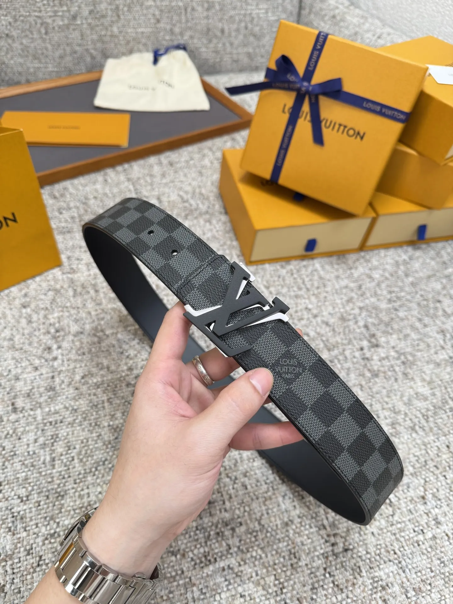 Louis Vuitton Hardware Steel Buckle Belt