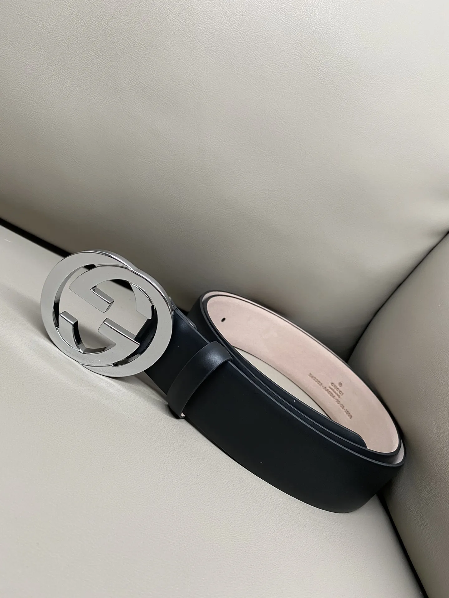 Gucci Flat Double G Buckle Belt