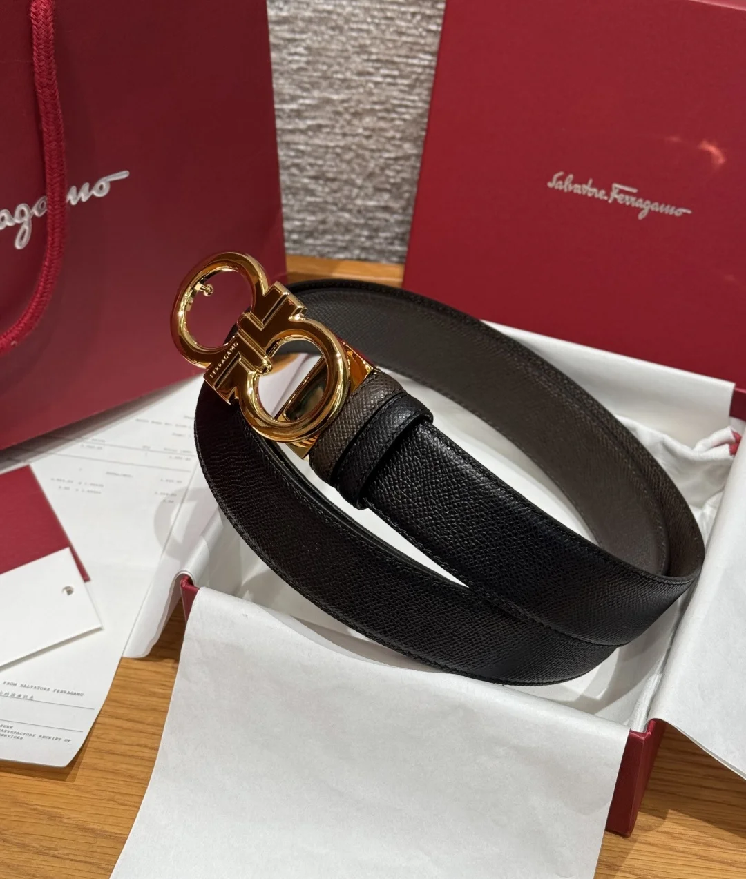 Ferragamo Double-sided imported cowhide belt