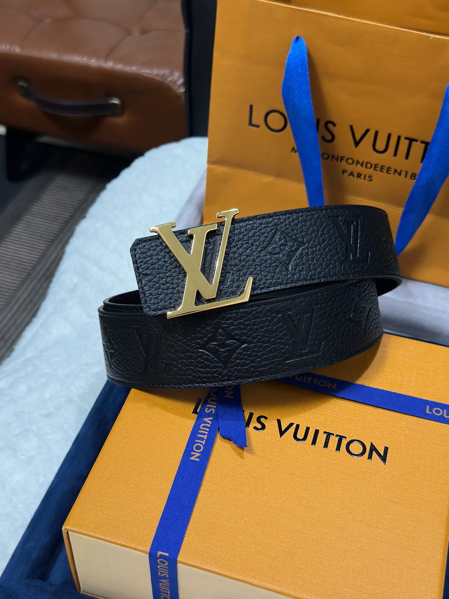 Louis Vuitton Metal Buckle Belt Louis Vuitton Metal Buckle Belt