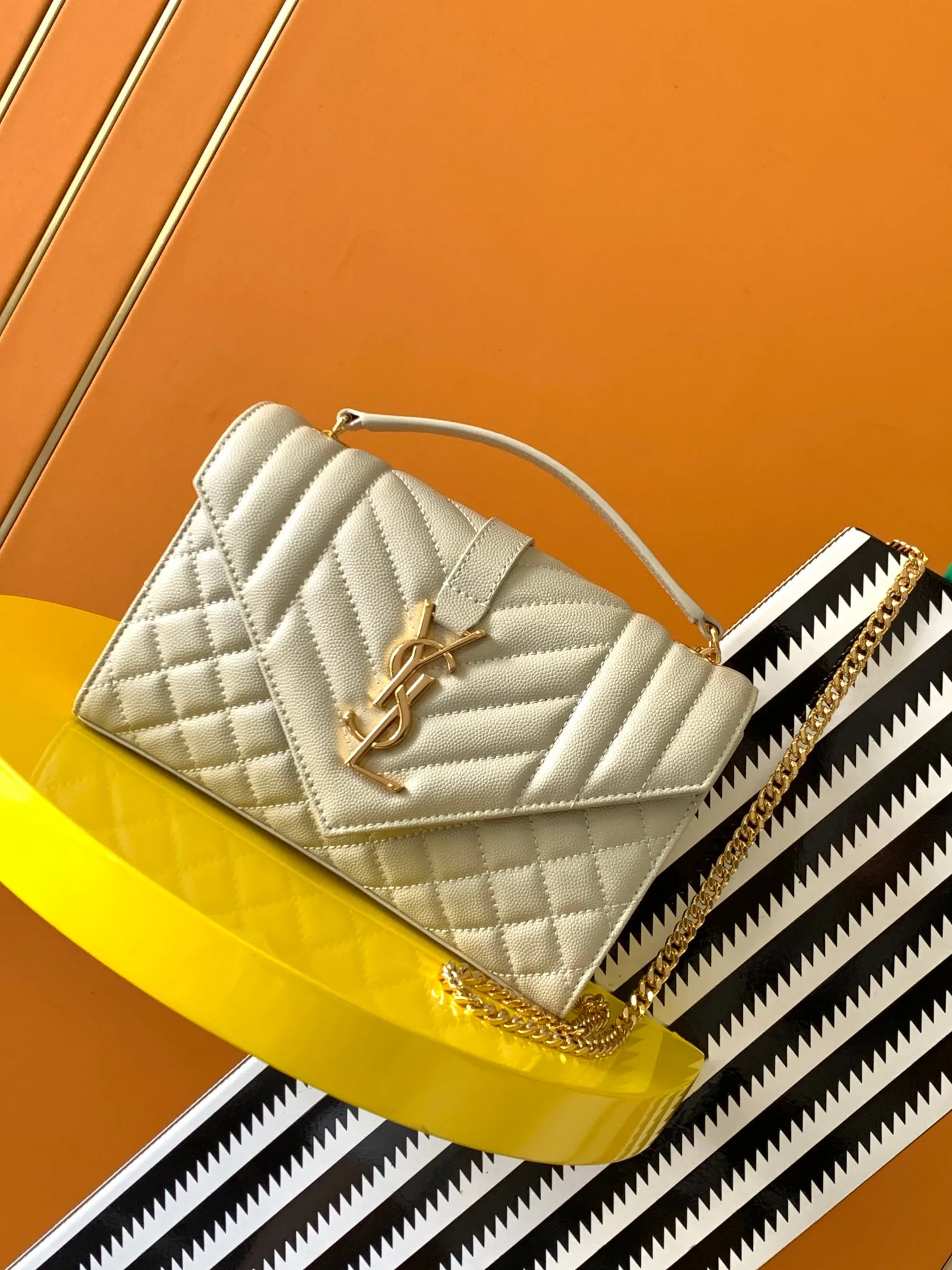 SAINT LAURENT 526286 grain surface embossed quilted genuine leather envelope bag women s crossbody bag