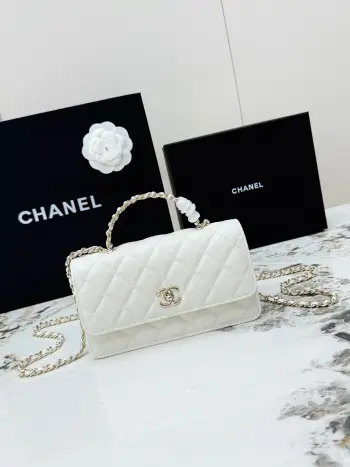 AP4939 Pearl Handle Chain Bag Women s Crossbody Bag Replica Chanel womens bags
