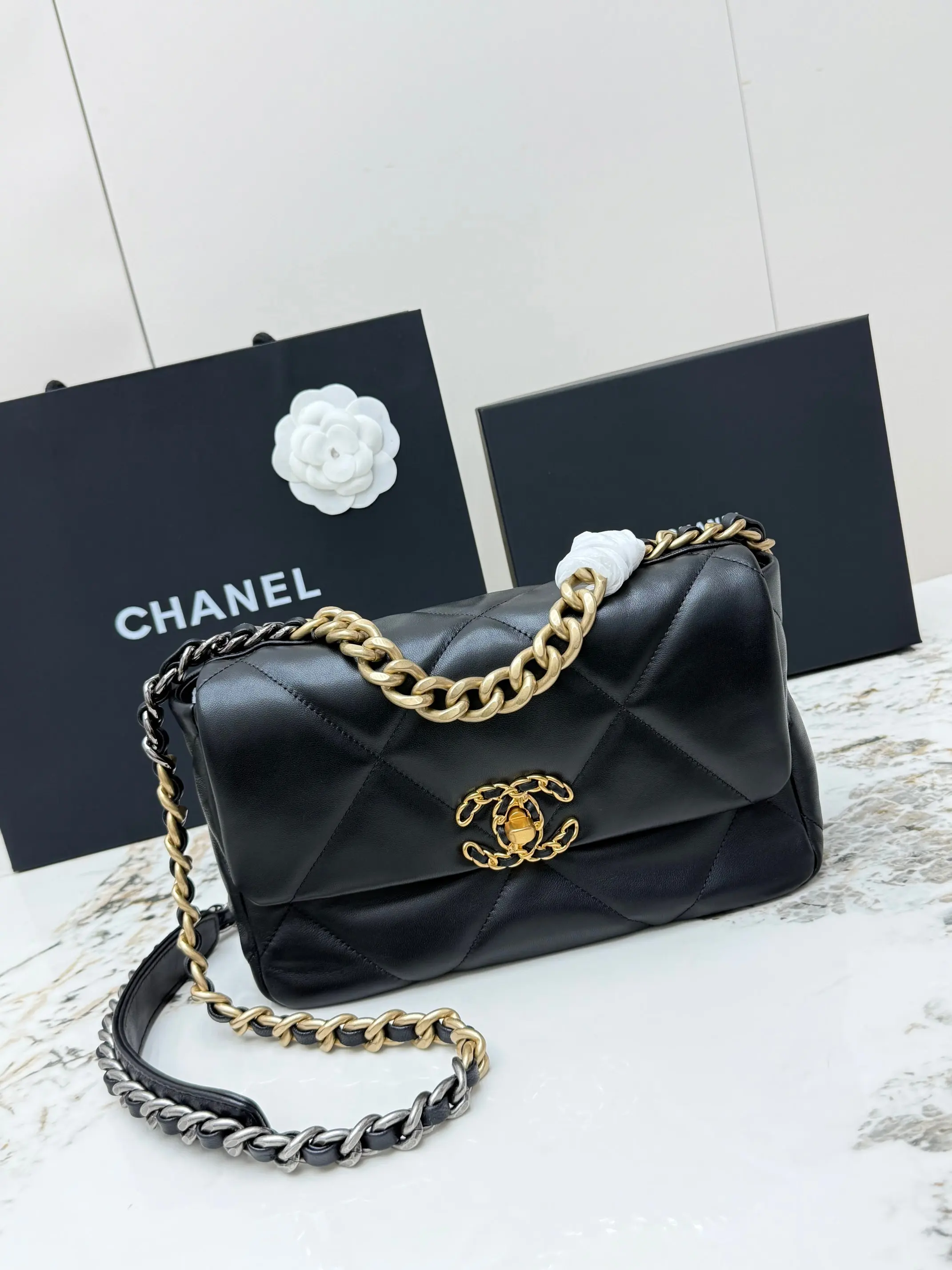 Chanel AS1160 Diamond Pattern Bag Women s Crossbody Bag