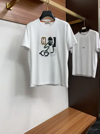 New versatile short-sleeve shirt Replica Hermes Tshirts and Polos