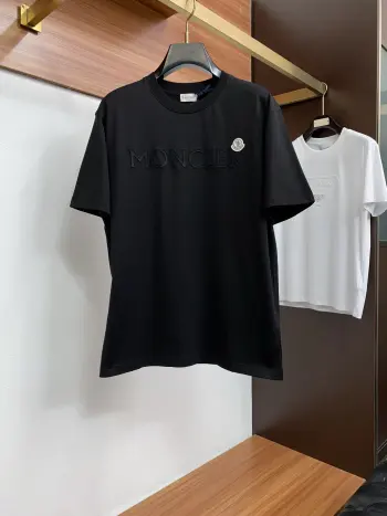 100% Cotton Loose Fit Round Neck Men s Short Sleeve T-Shirt Replica Moncler Tshirts and Polos