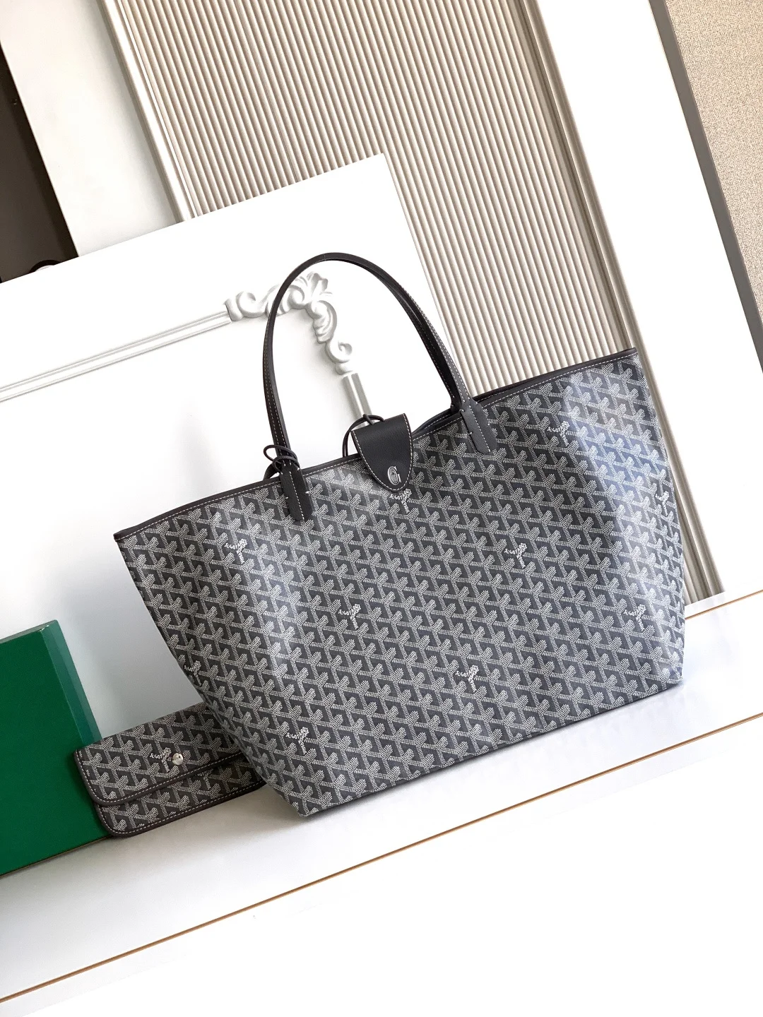 Goyard 6602 Zipper Shopping Bag Women s Shoulder Bag