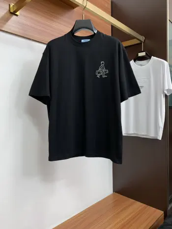 100% Cotton Loose Fit Round Neck Men s Short Sleeve T-Shirt Replica Prada Tshirts and Polos