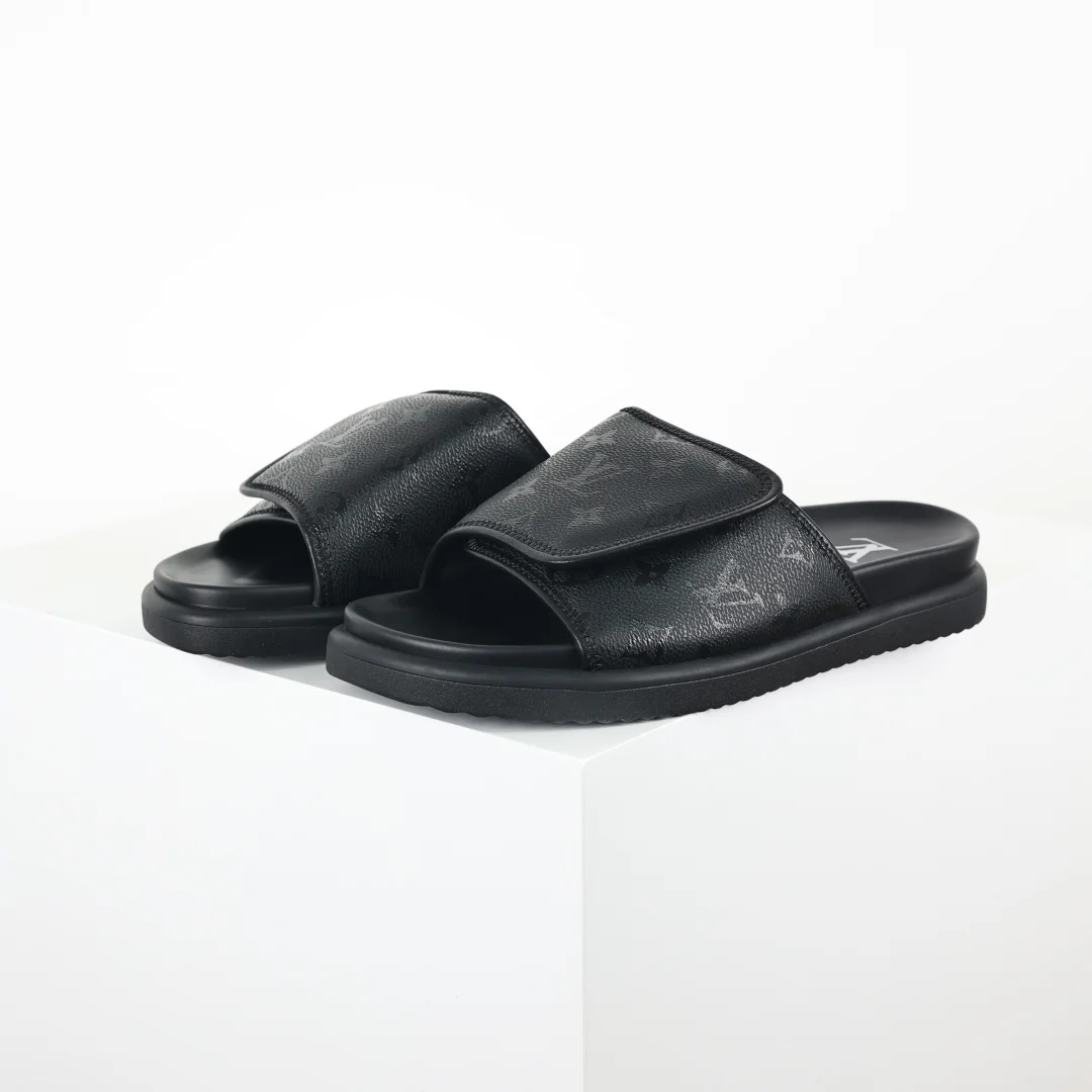 Louis Vuitton Men s Velcro Slide Sandals