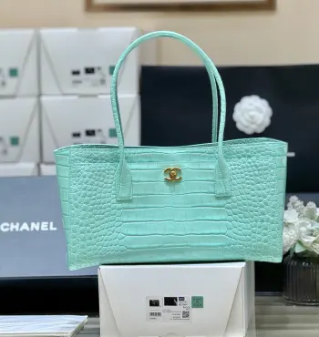 AS62430 crocodile pattern calfskin clutch bag Replica Chanel womens bags
