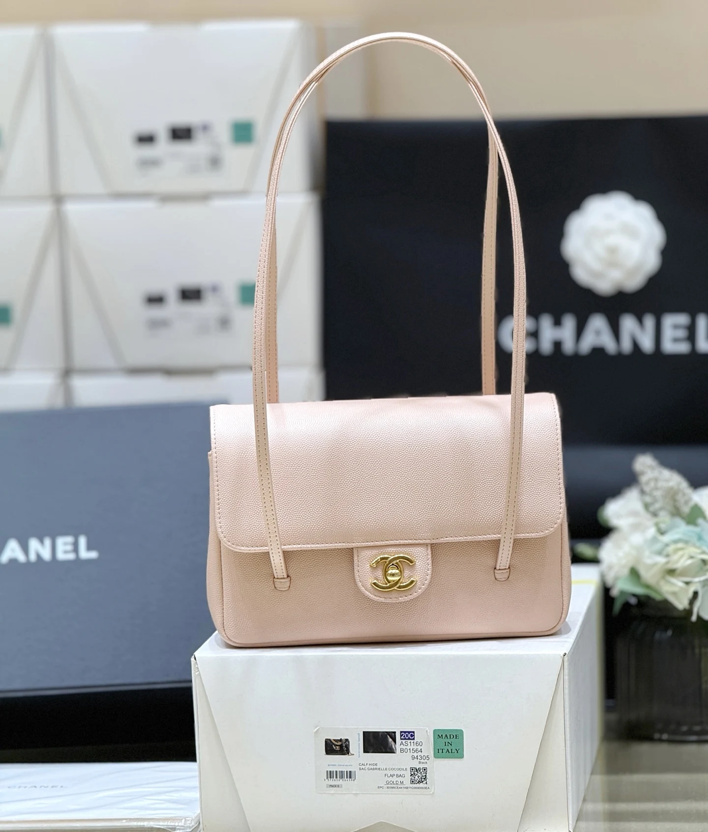 Chanel AS61300 Small Cowhide Shoulder Bag Women's Crossbody Bag