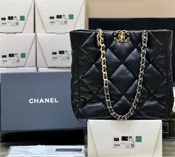 AS3519 Lambskin Tote Shopping Bag Women s Shoulder Bag Replica Chanel womens bags