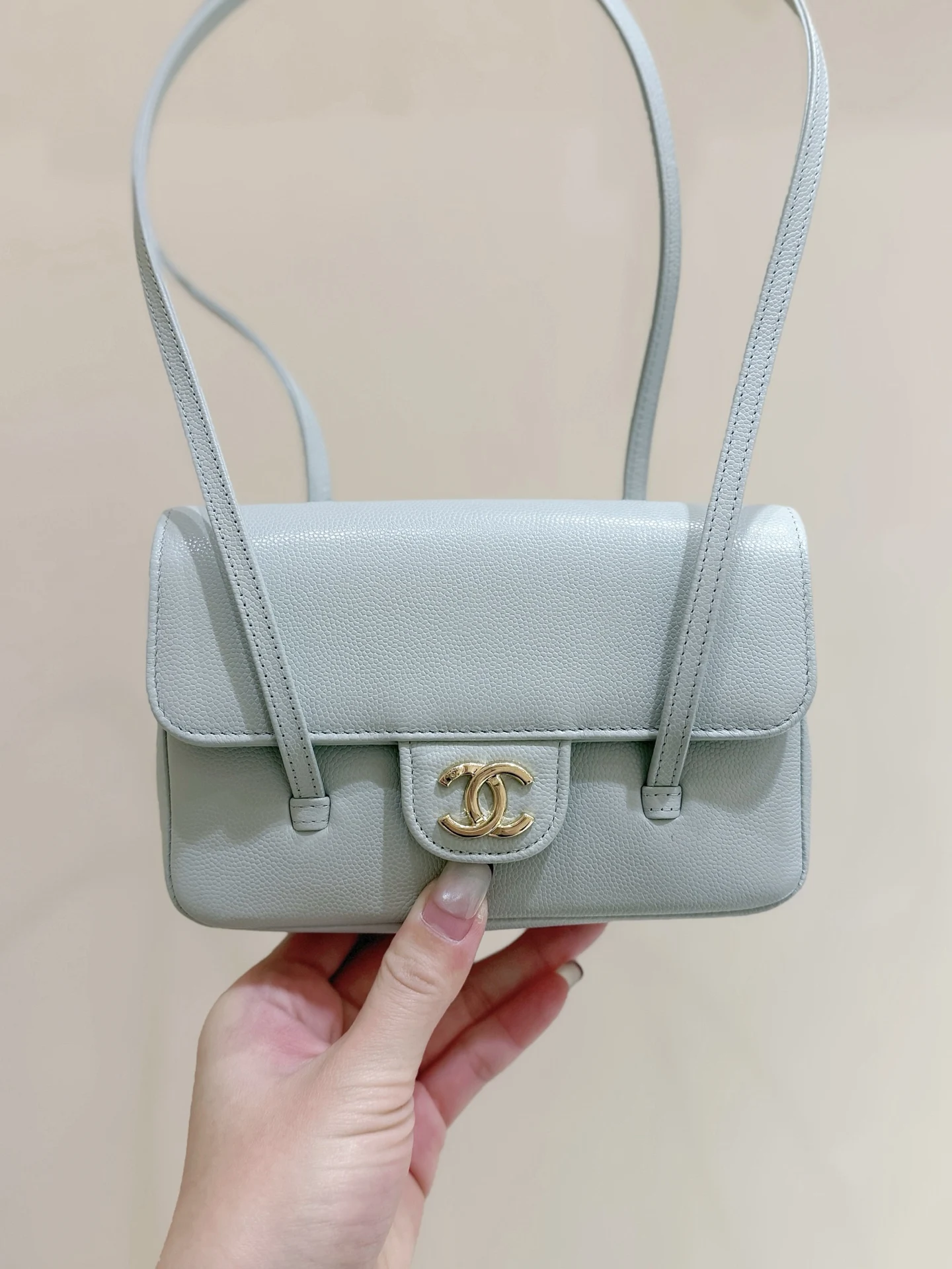 Chanel AP50680 Cowhide Shoulder Bag Women s Crossbody Bag