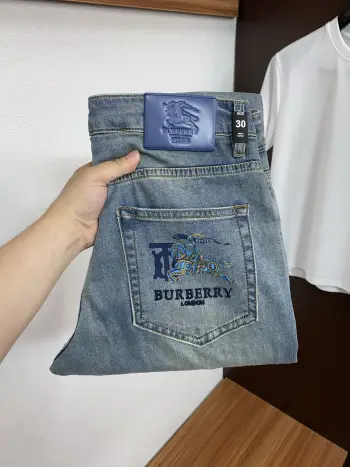 2026 Early Spring Latest Style Jeans Replica Burberry Jeans