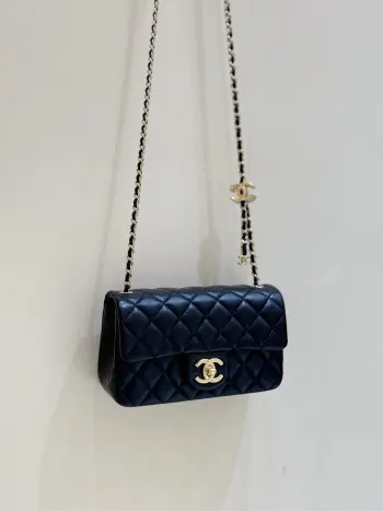 AS57580 Genuine Sheepskin Handbag Women s Crossbody Bag Replica Chanel womens bags