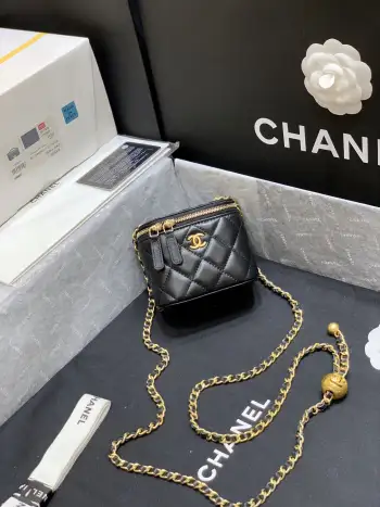 AP1447 Boxed Makeup Bag Women s Crossbody Bag Replica Chanel womens bags