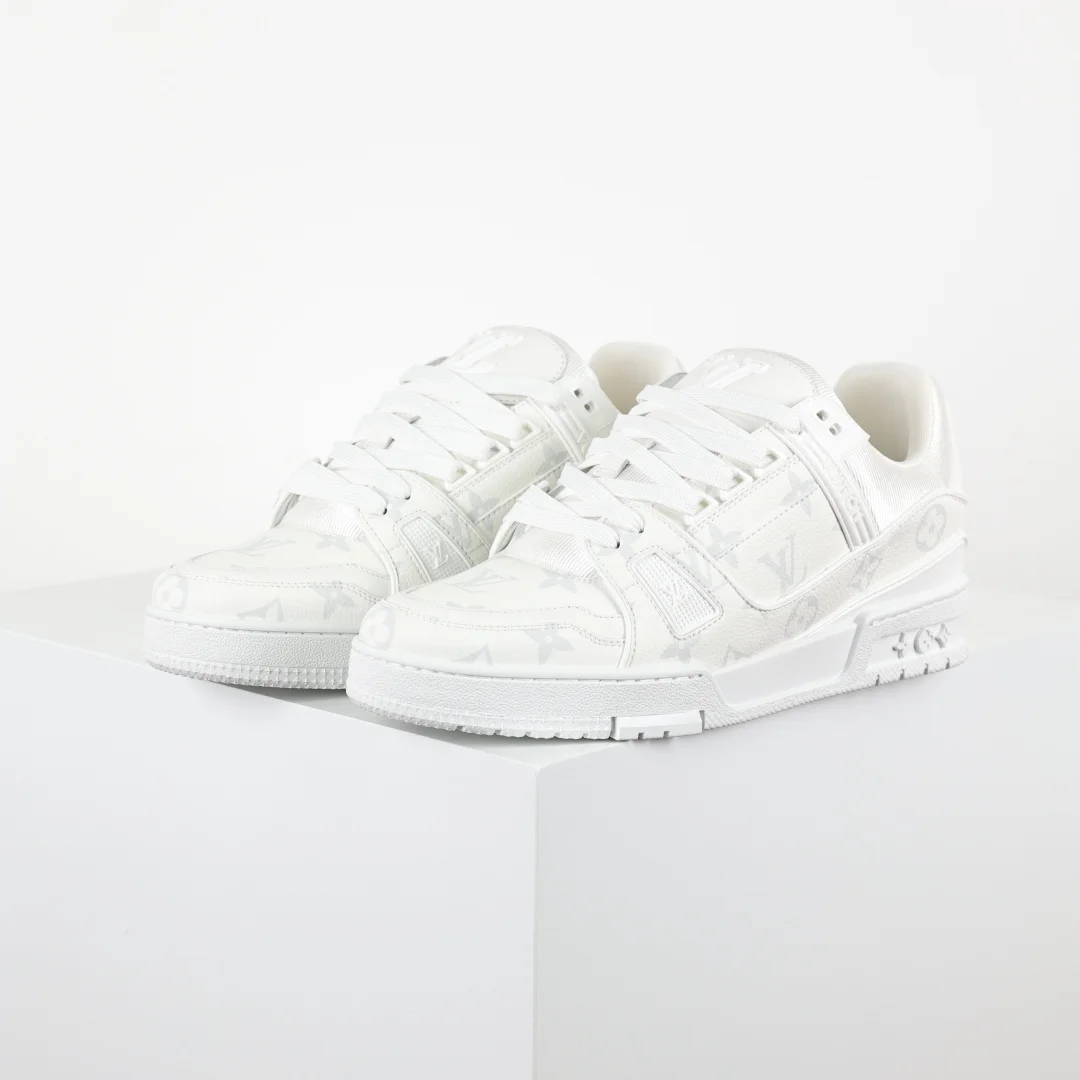 Louis Vuitton White Printed Men s Casual Shoes