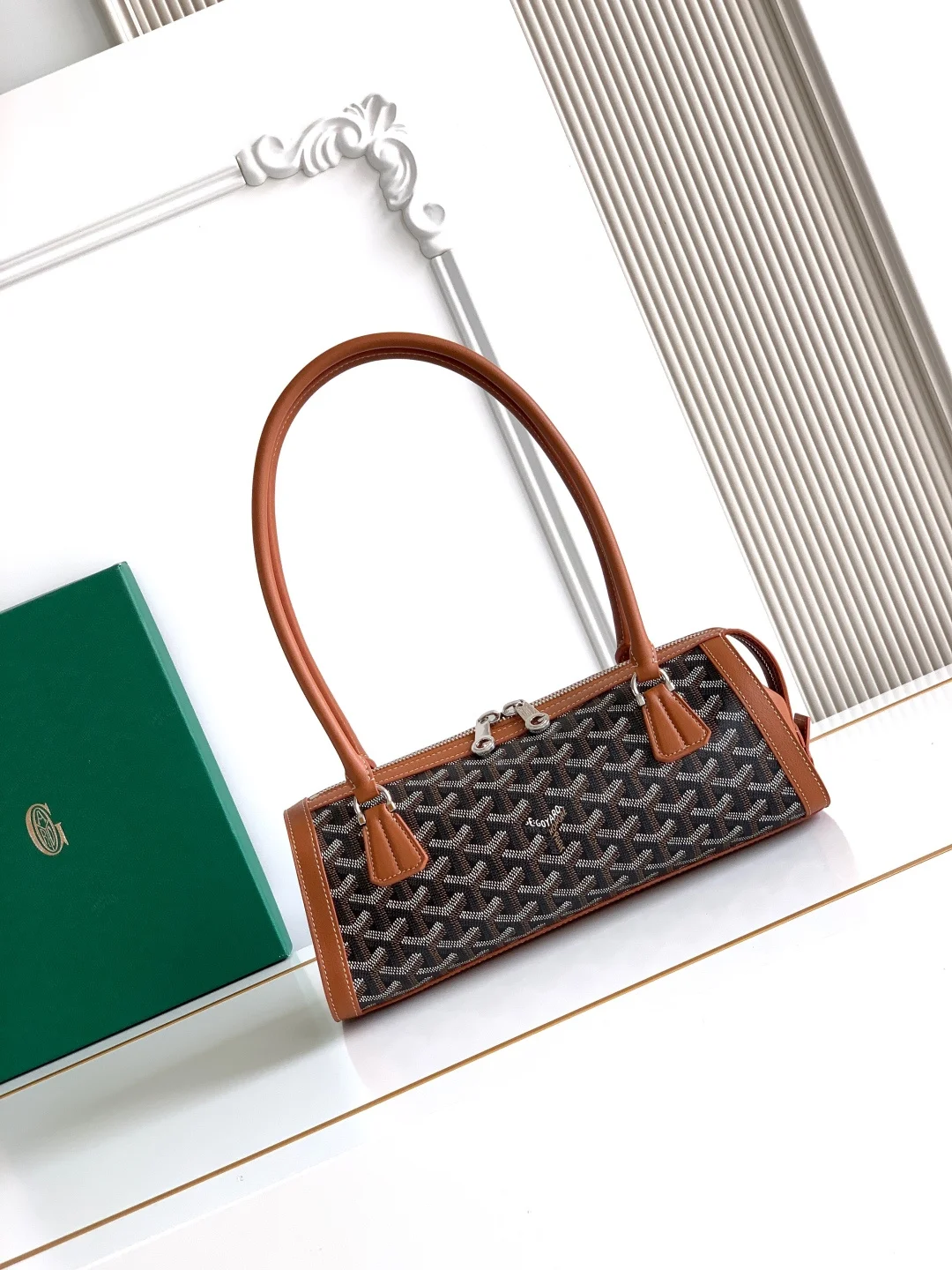 Goyard 020223 Long Leather Handle Bag Women s Shoulder Bag