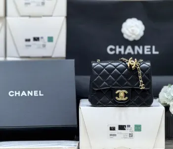 AS57580 Genuine Sheepskin Handbag Women s Crossbody Bag Replica Chanel womens bags