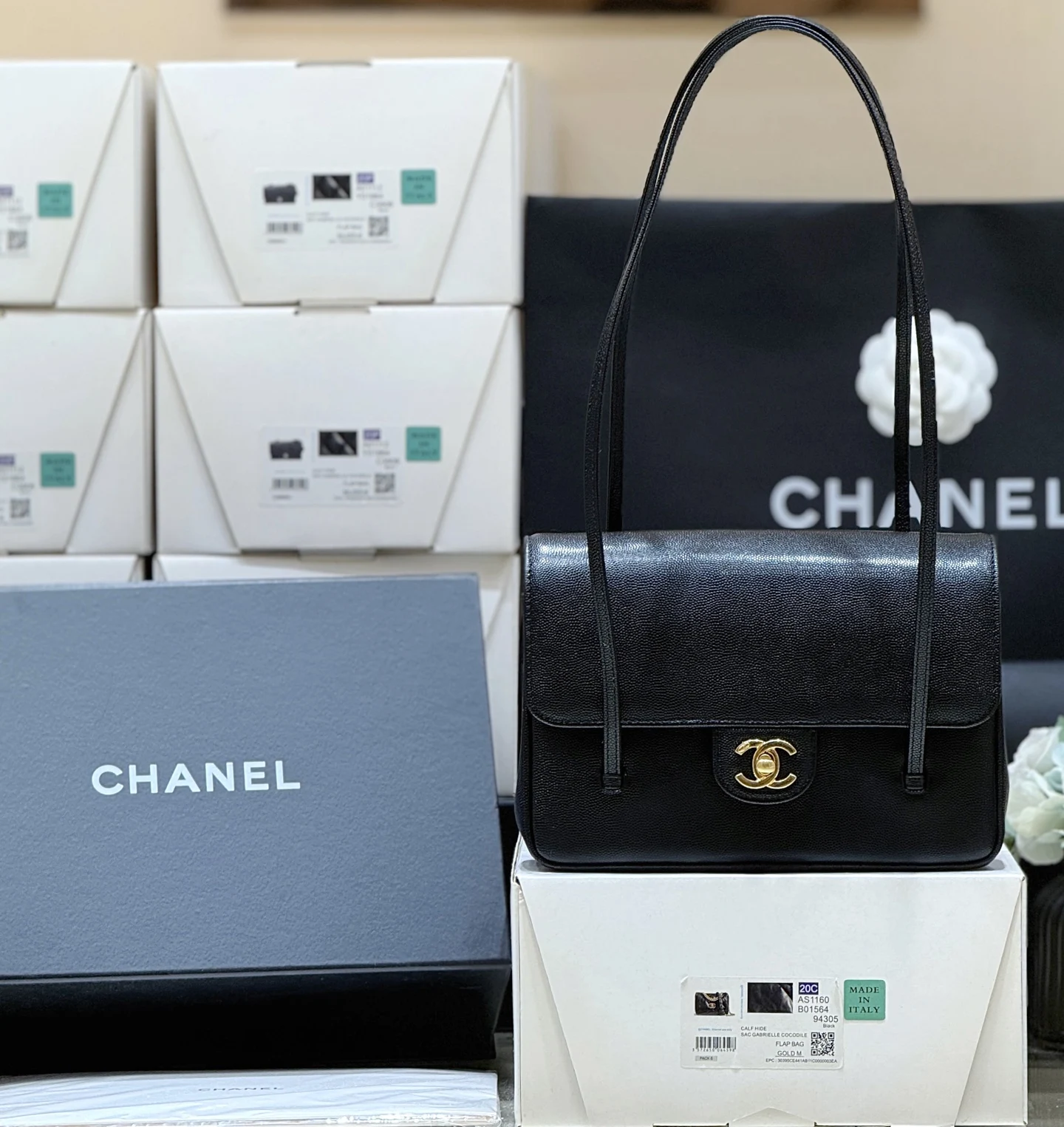 Chanel AS61300 Cowhide Shoulder Bag Women s Crossbody Bag Chanel AS61300 Cowhide Shoulder Bag Women s Crossbody Bag