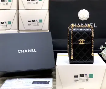 AP2291 Oil Wax Cowhide Handbag Women s Crossbody Bag Replica Chanel womens bags