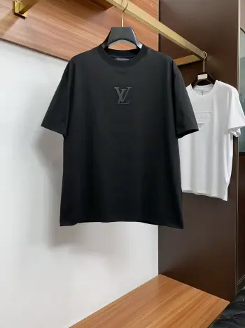 100% Cotton Loose Fit Round Neck Men s Short Sleeve T-Shirt Replica Louis Vuitton Tshirts and Polos