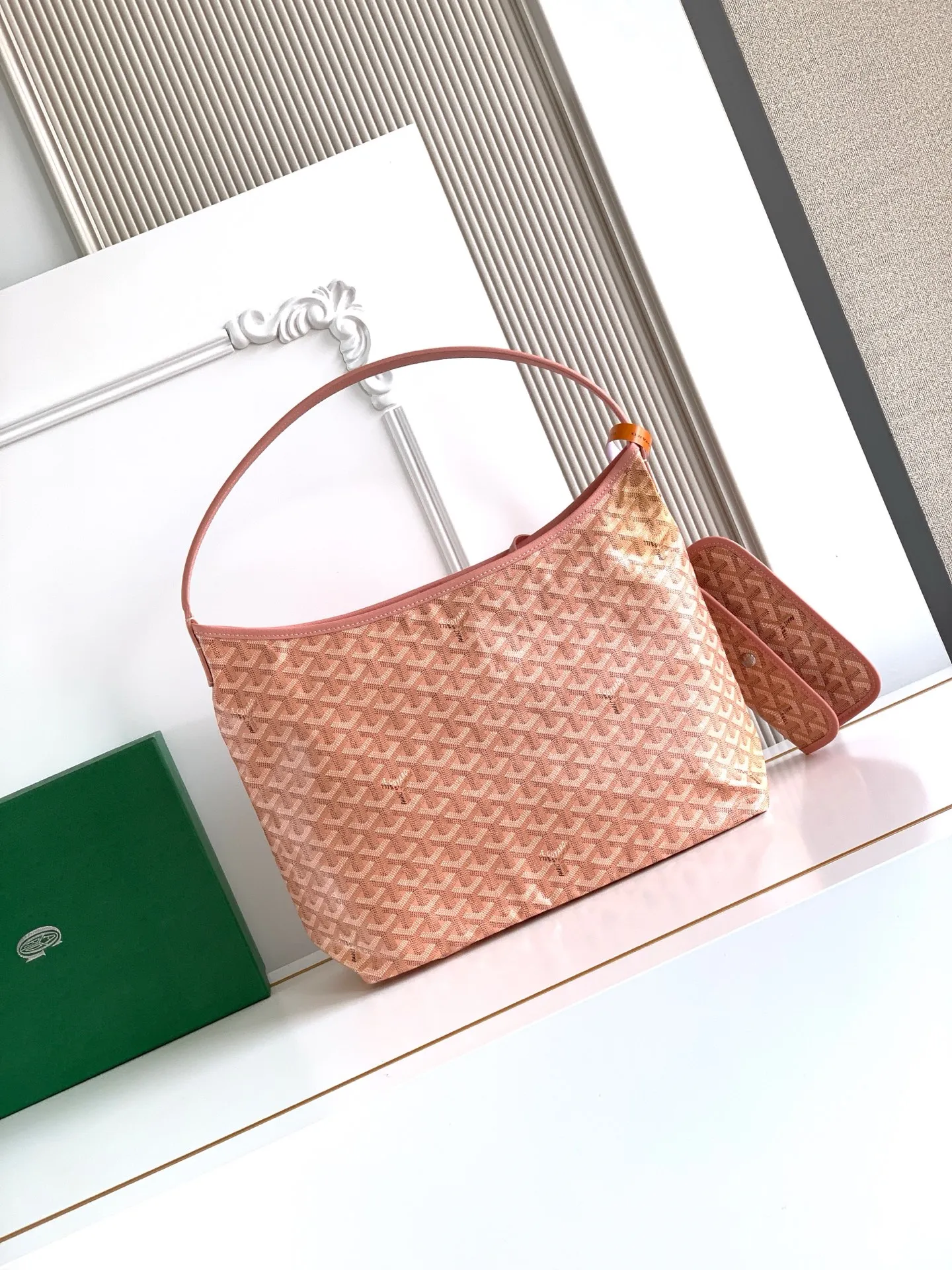 Goyard S5502 One-Handed Wrist Wanderer Bag Underarm Bag Women s Shoulder Bag