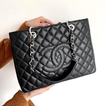 50995 Thick Gold Steel Lock Mommy Bag Women's Shoulder Bag Replica Chanel womens bags