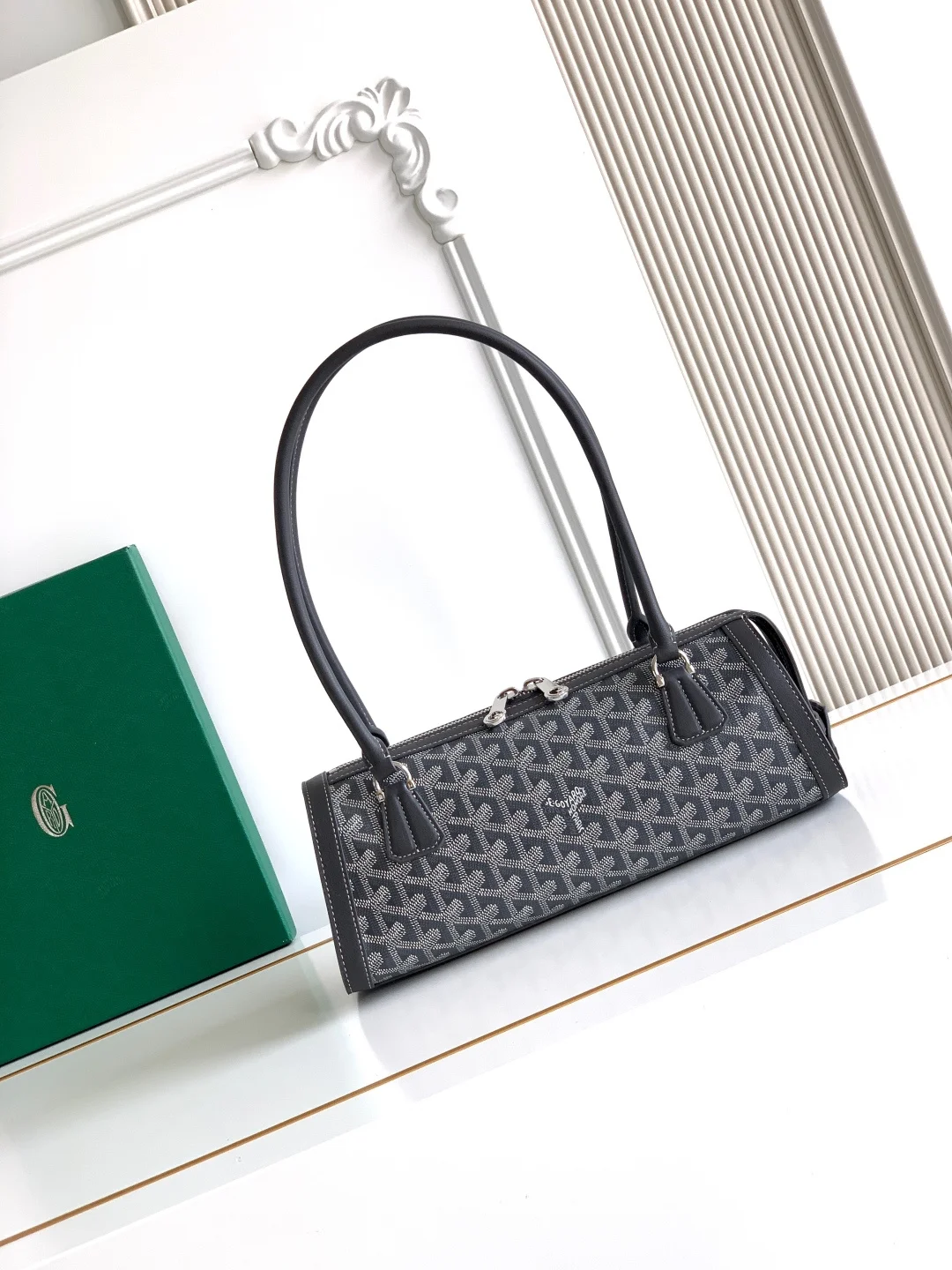 Goyard 020223 Long Leather Handle Bag Women s Shoulder Bag