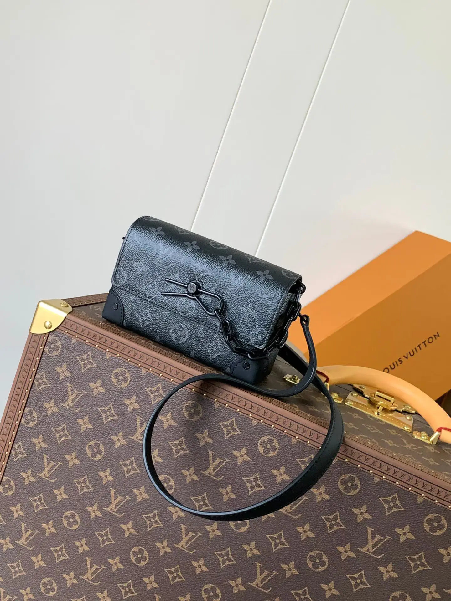 Louis Vuitton M81783 Mini Handbag Women s Crossbody Bag Louis Vuitton M81783 Mini Handbag Women s Crossbody Bag