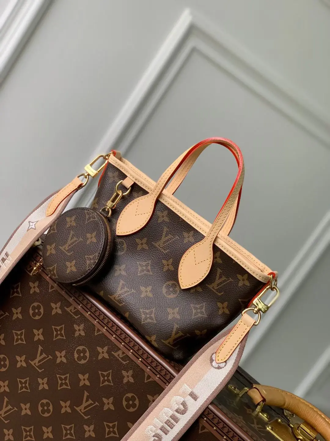 Louis Vuitton Canvas BB handbag women s crossbody bag
