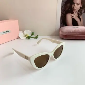 Spring new fashion square polarized sunglasses Replica MIU MIU Sunglasses