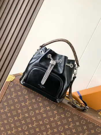 M14377 Sheepskin Handbag Women s Crossbody Bag Replica Louis Vuitton womens bags