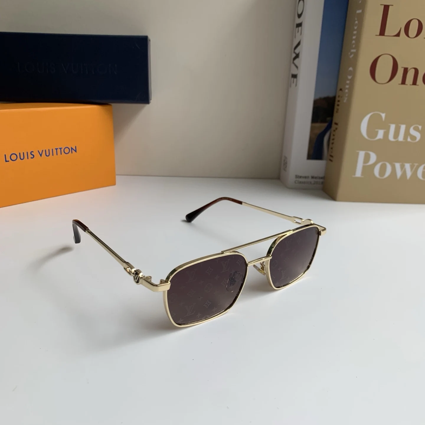 Louis Vuitton New Metal Frameless Sunglasses for Men and Women Louis Vuitton New Metal Frameless Sunglasses for Men and Women