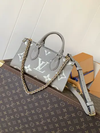 M23641 Pattern Small Messenger Bag Women s Crossbody Bag Replica Louis Vuitton womens bags