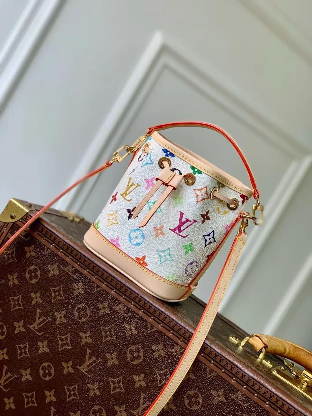 Louis Vuitton M27493 Classic Mini Bucket Bag Women s Crossbody Bag