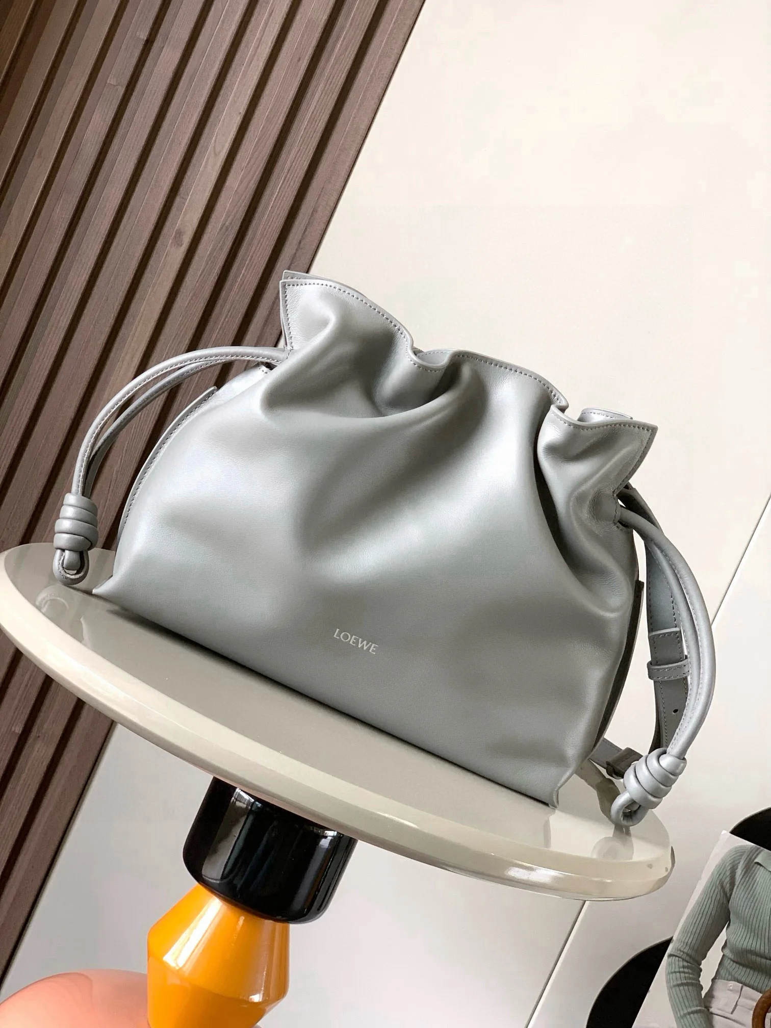 Loewe 9043 New Napa Leather Clutch Bag Women s Crossbody Bag Loewe 9043 New Napa Leather Clutch Bag Women s Crossbody Bag