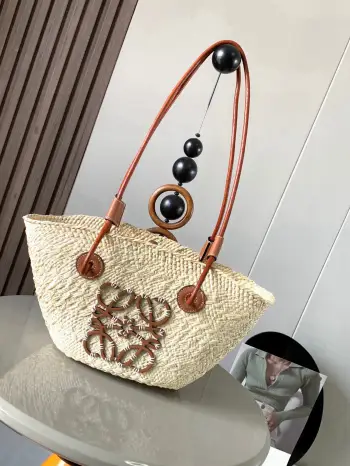 8012 Small Iraka Palm Fiber Handbag Women s Shoulder Bag Replica Loewe womens bags