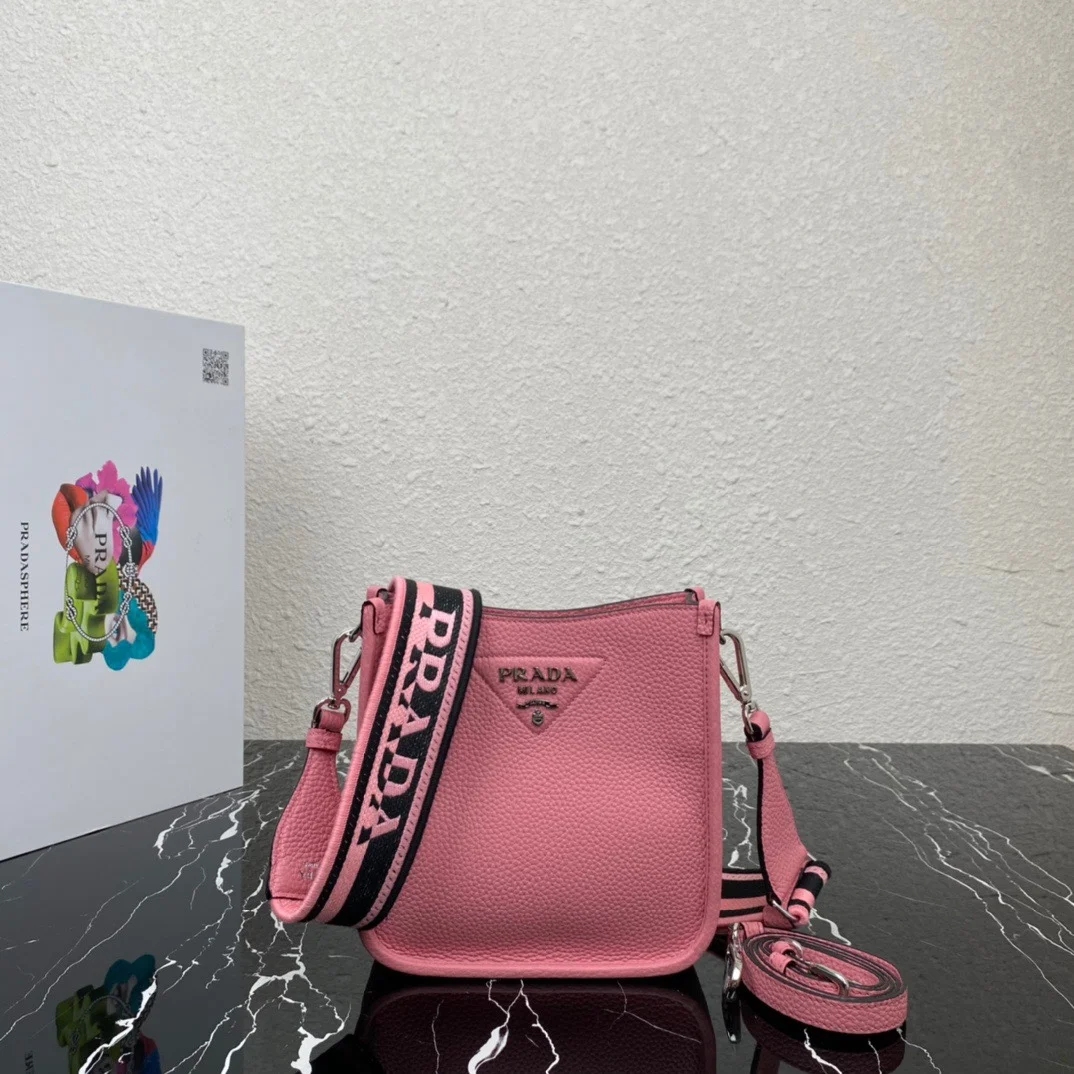 Prada 1BH191 New Shoulder Bag Women s Crossbody Bag Prada 1BH191 New Shoulder Bag Women s Crossbody Bag