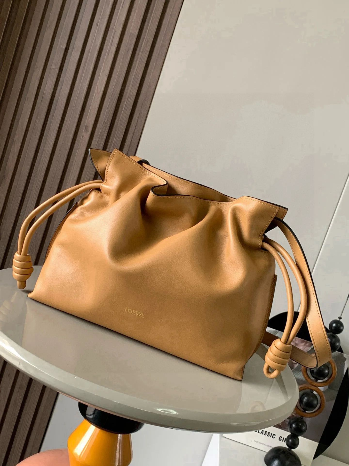 Loewe 9043 New Napa Leather Clutch Bag Fortune Bag Women s Crossbody Bag Loewe 9043 New Napa Leather Clutch Bag Fortune Bag Women s Crossbody Bag
