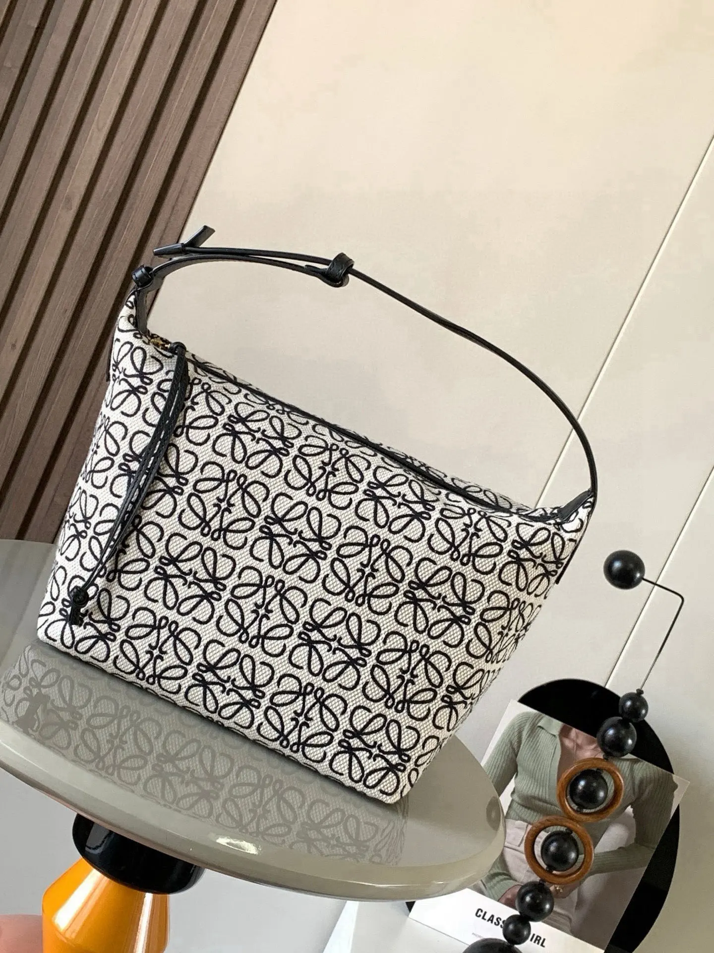 Loewe 9008 Jacquard Large Bento Bag Women s Shoulder Bag Loewe 9008 Jacquard Large Bento Bag Women s Shoulder Bag