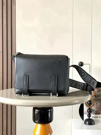 9011 Messenger Bag Classic Messenger Bag Men s Crossbody Bag Replica Loewe mens bags