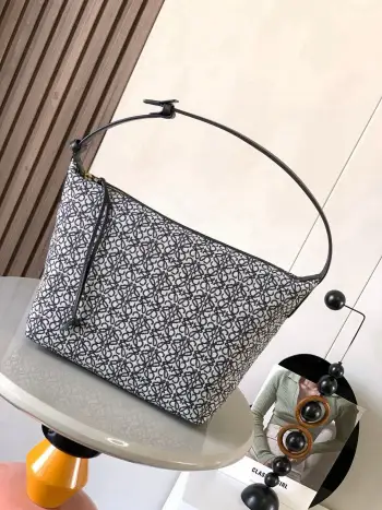 9008 Jacquard Large Bento Bag Women s Shoulder Bag Replica Loewe womens bags