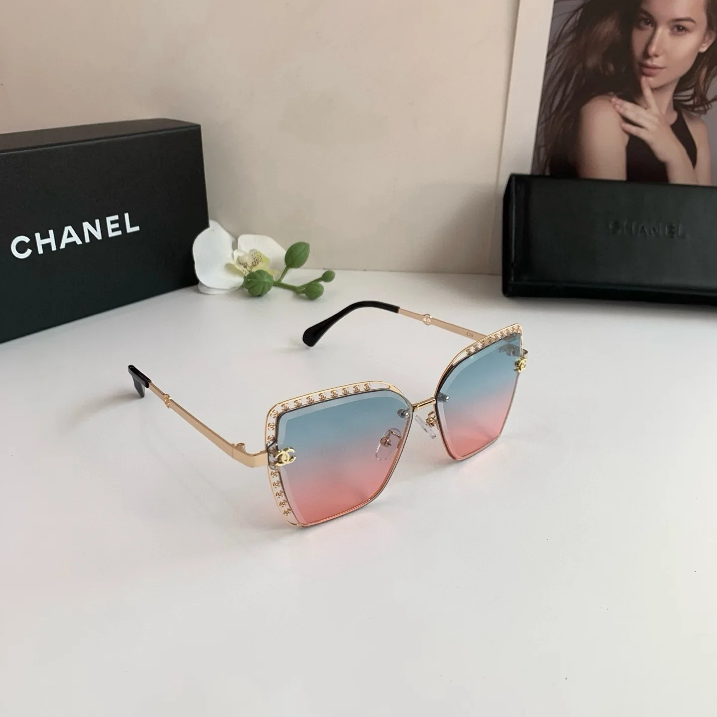 Chanel UV protection sunglasses