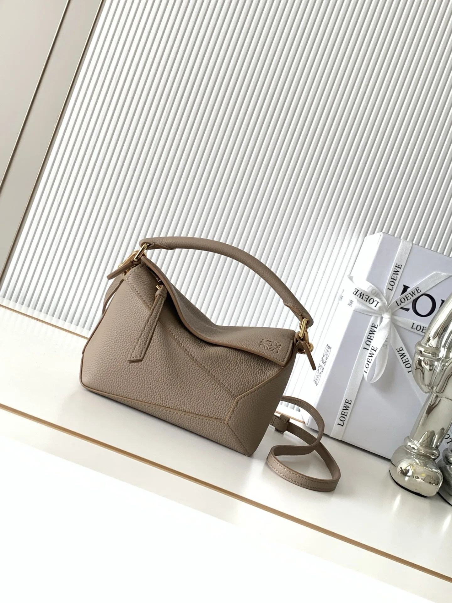 Loewe 9310 version geometric package mini bag women s crossbody bag
