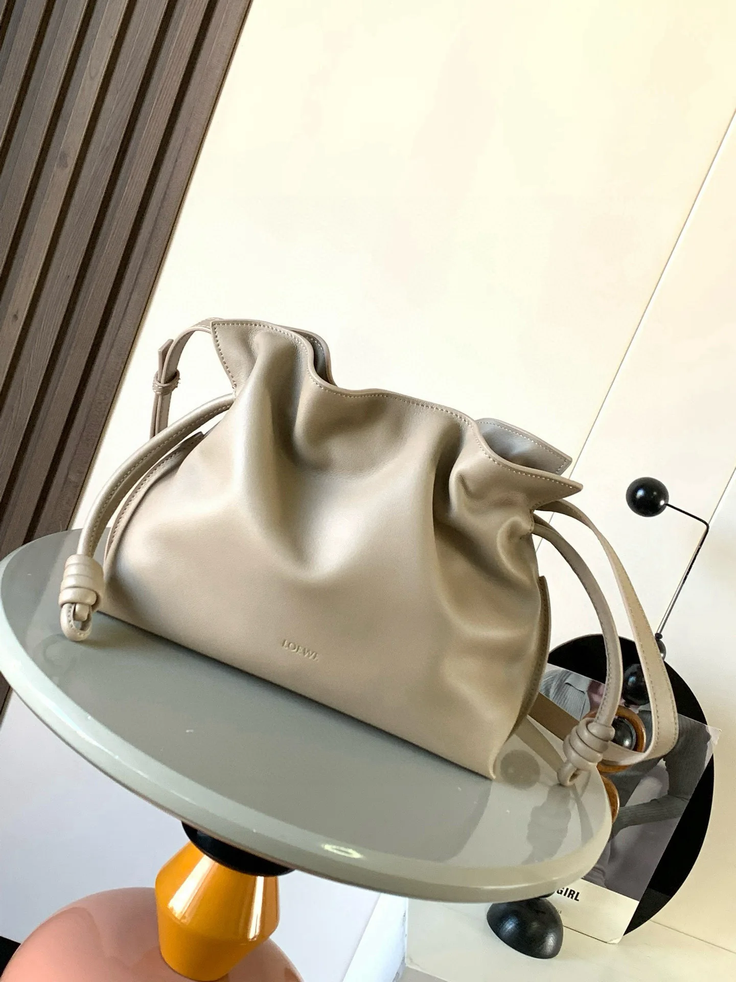 Loewe 9043 New Napa Leather Clutch Bag Fortune Bag Women s Crossbody Bag Loewe 9043 New Napa Leather Clutch Bag Fortune Bag Women s Crossbody Bag