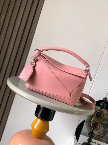9096 Napa lambskin geometric bag women s crossbody bag Replica Loewe womens bags